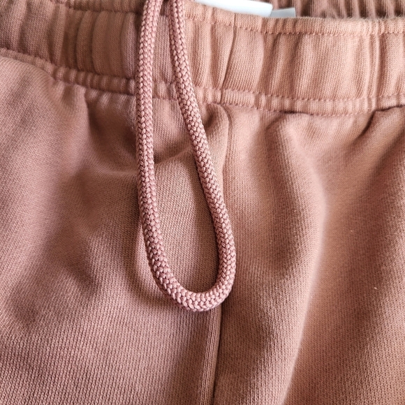Aritzia TNA Fleece Pink Peach Drawstring Sweats Mega Fit Size Large - Picture 7 of 8